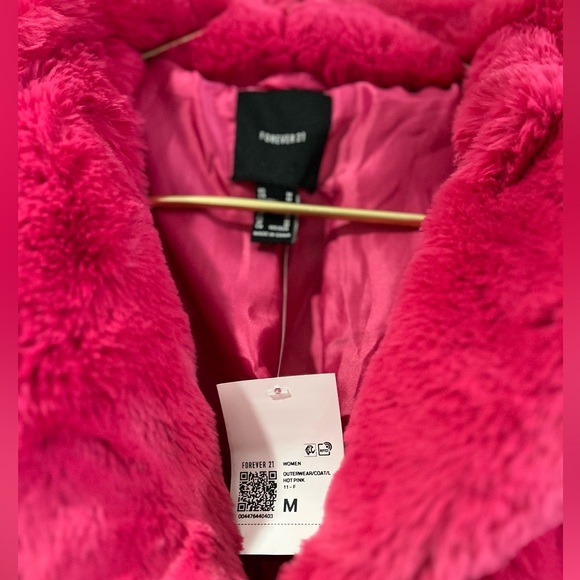 Forever 21 PINK Faux Fur Cozy Jacket
Brand New Womans Size M - Picture 5 of 9